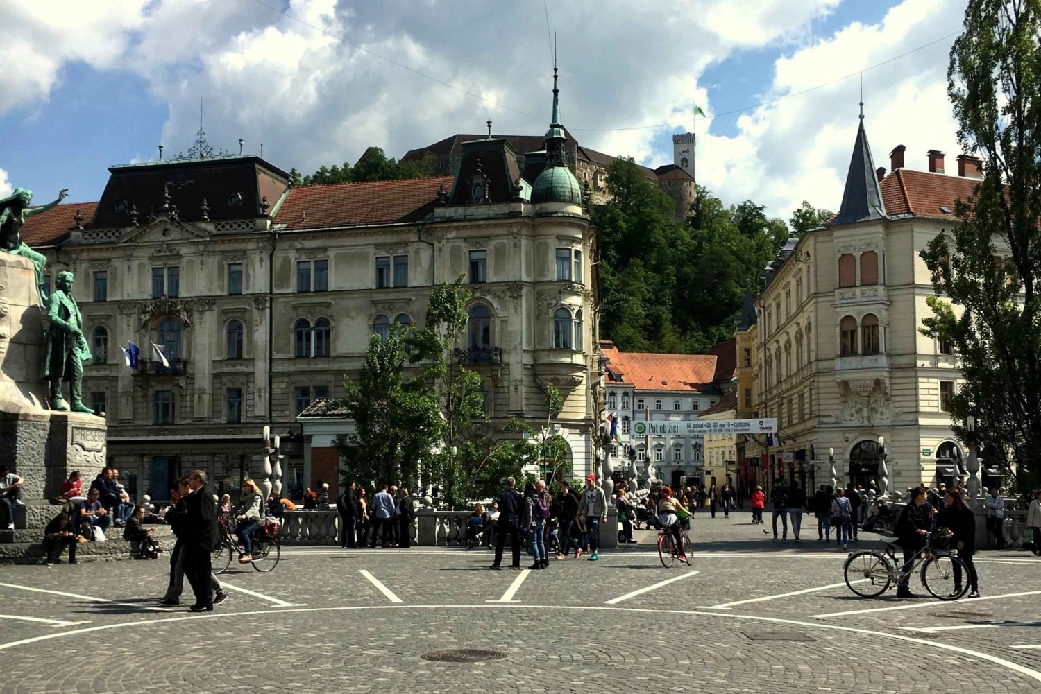 Ljubljanan ja Ljubljanan linnan kiertoajelu