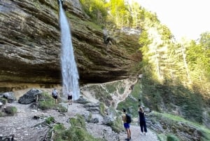 Ljubljana: excursão de um dia à cachoeira de Bled, Kranjska Gora e Peričnik