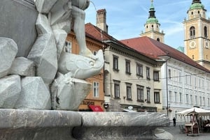 Ljubljana: E-scooter tour with local products tasting