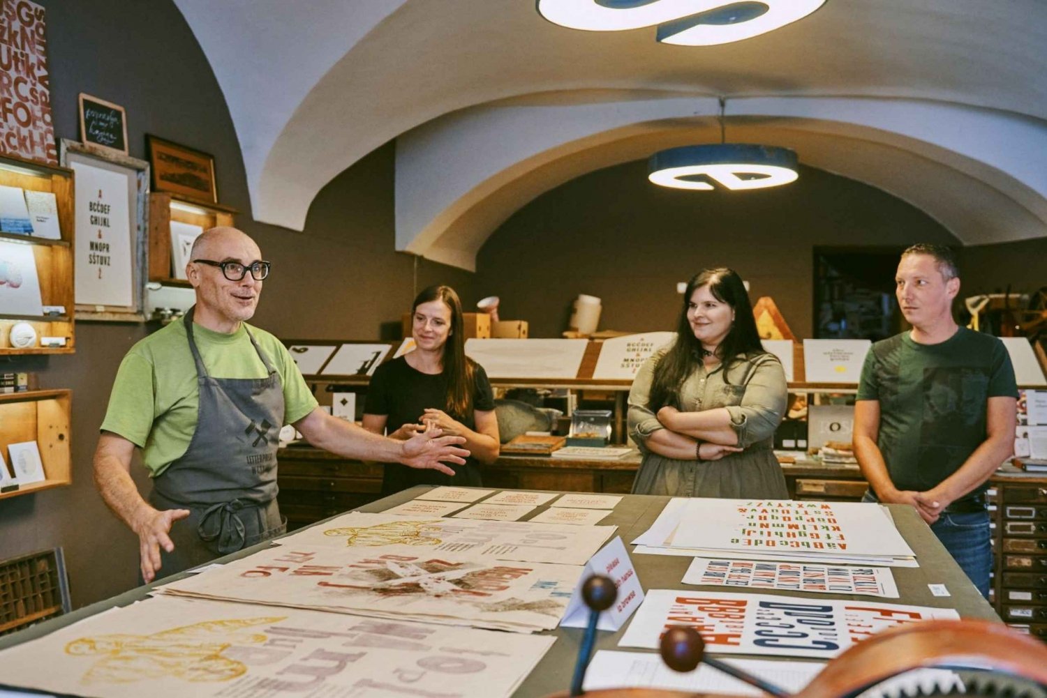 Liubliana: Imprime un cartel en una antigua imprenta