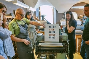 Ljubljana: Drucke ein Poster in einer alten Druckerei