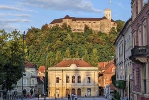 Ljubljana: Romantic Old Town Guided Discovery Tour