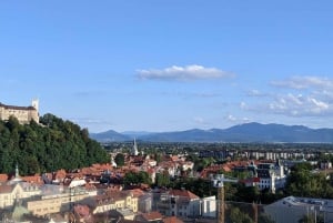 Ljubljana: Romantic Old Town Guided Discovery Tour