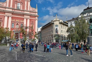 Ljubljana : storia, cultura e il stupendo castello a piedi