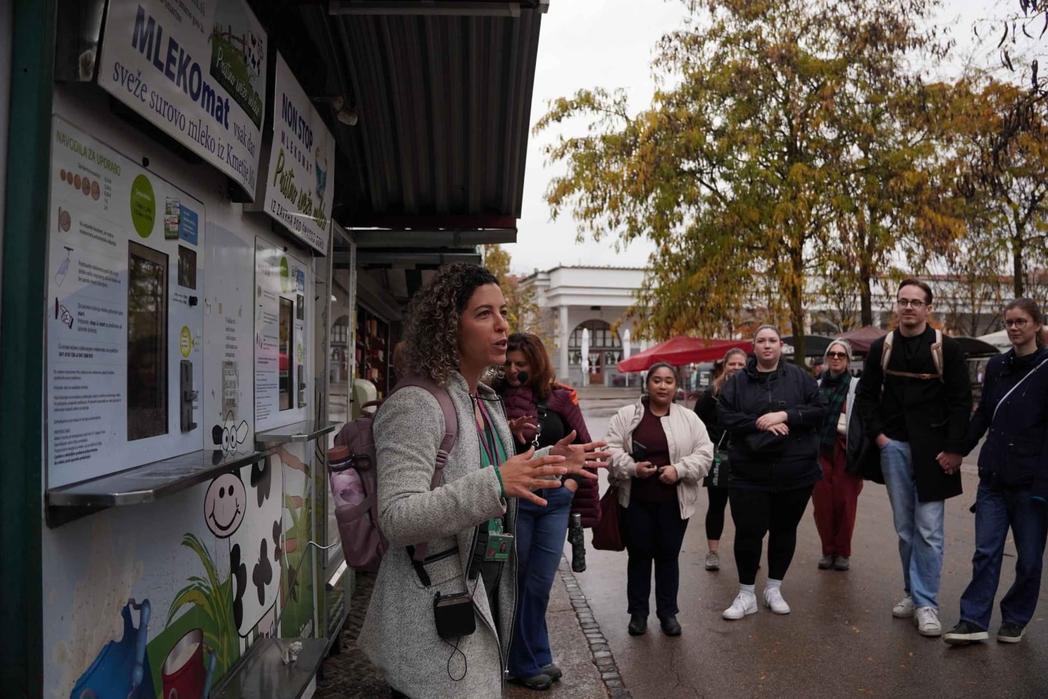 リュブリャナ：地元の屋台の食べ物と見どころを楽しむグルメツアー