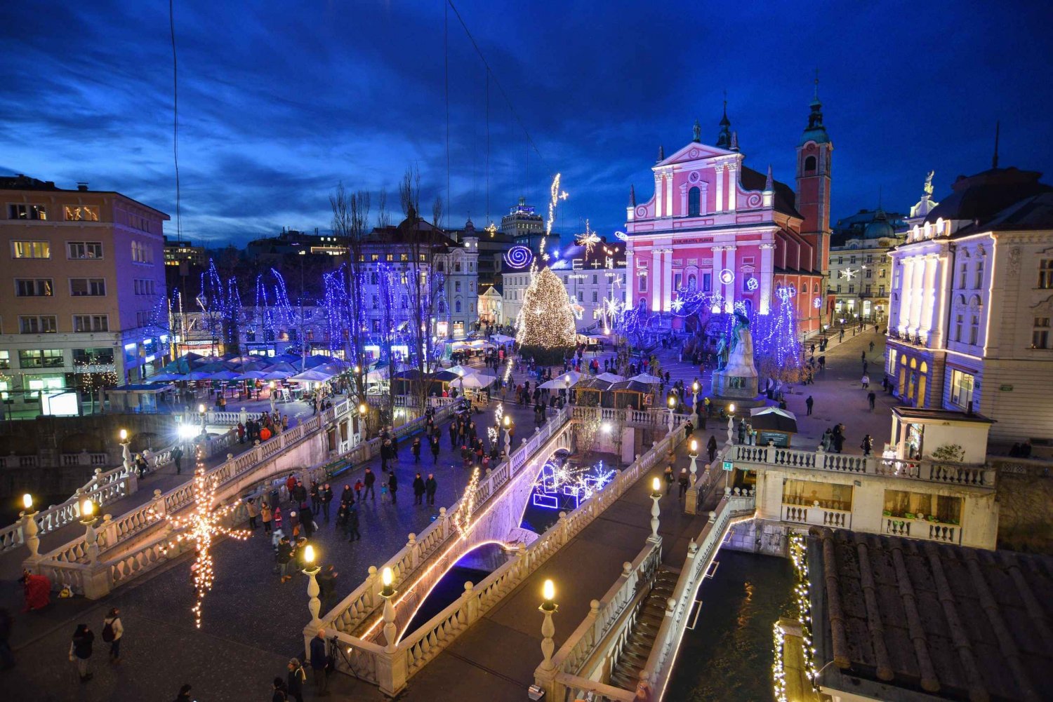 Ljubljana: Rundgang durch die Festtagsdekoration
