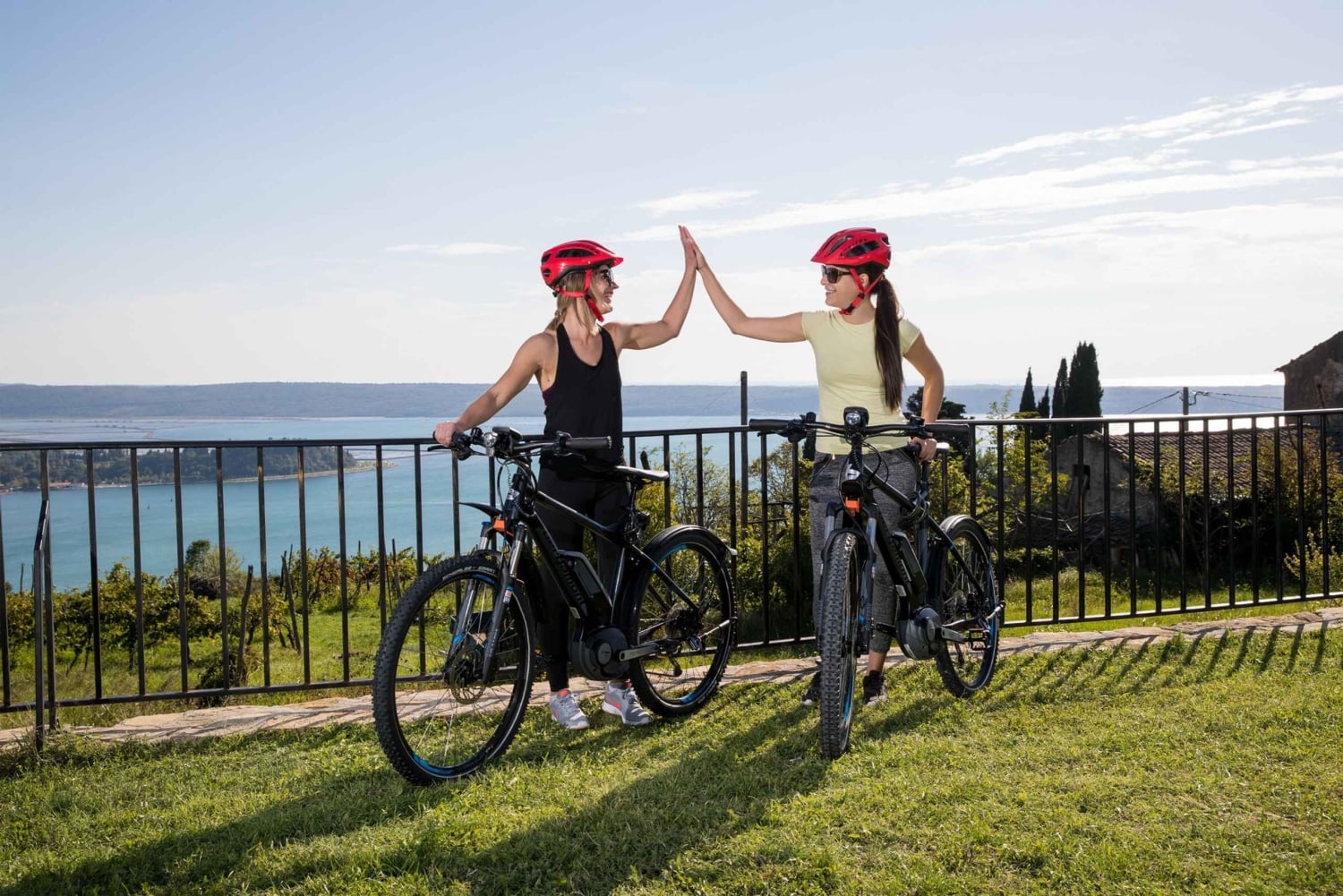 Panorâmica Piran e Salinas: E-Bike Boutique Tour