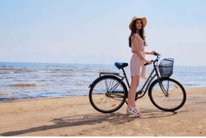 Piran: Cykeludlejning med kort, hjelm, vandflaske og lås