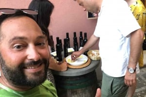 Piran: Excursão guiada a pé com degustação de vinhos e comida gourmet