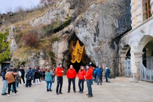 Пещера Постойна и однодневная экскурсия по Бледскому озеру из Любляны
