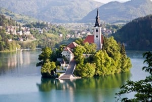 Private Lake Bled and Ljubljana Tour - from Zagreb