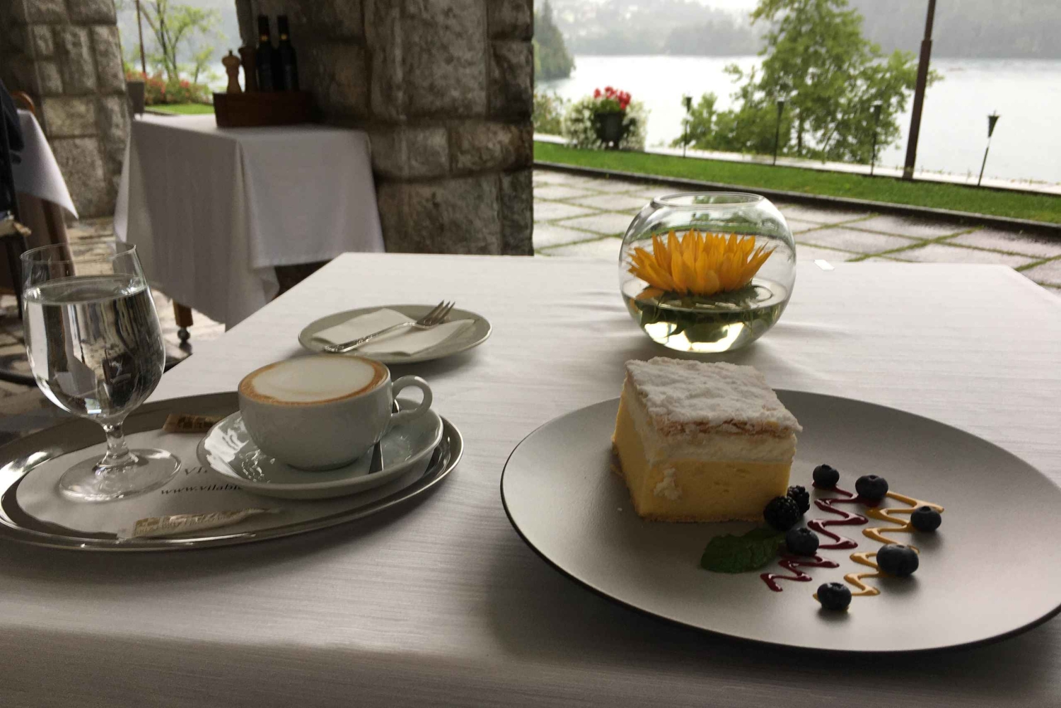 부다페스트에서 류블랴나까지 개인 교통편