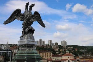 Rijeka: Tour a pie gratuito con guía local
