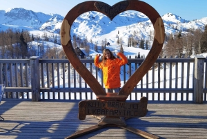 インストラクターとスキー：ブレッド発ヴォーゲル・スキーセンター