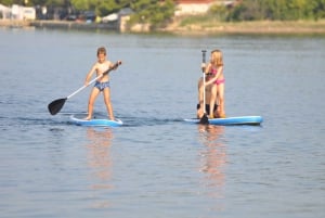 Sloveens kustgebied: verhuur van stand-up paddleboards aan de kust van Slovenië