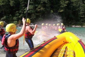 Slovenia: Halvdagstur med rafting på elven Soča med bilder