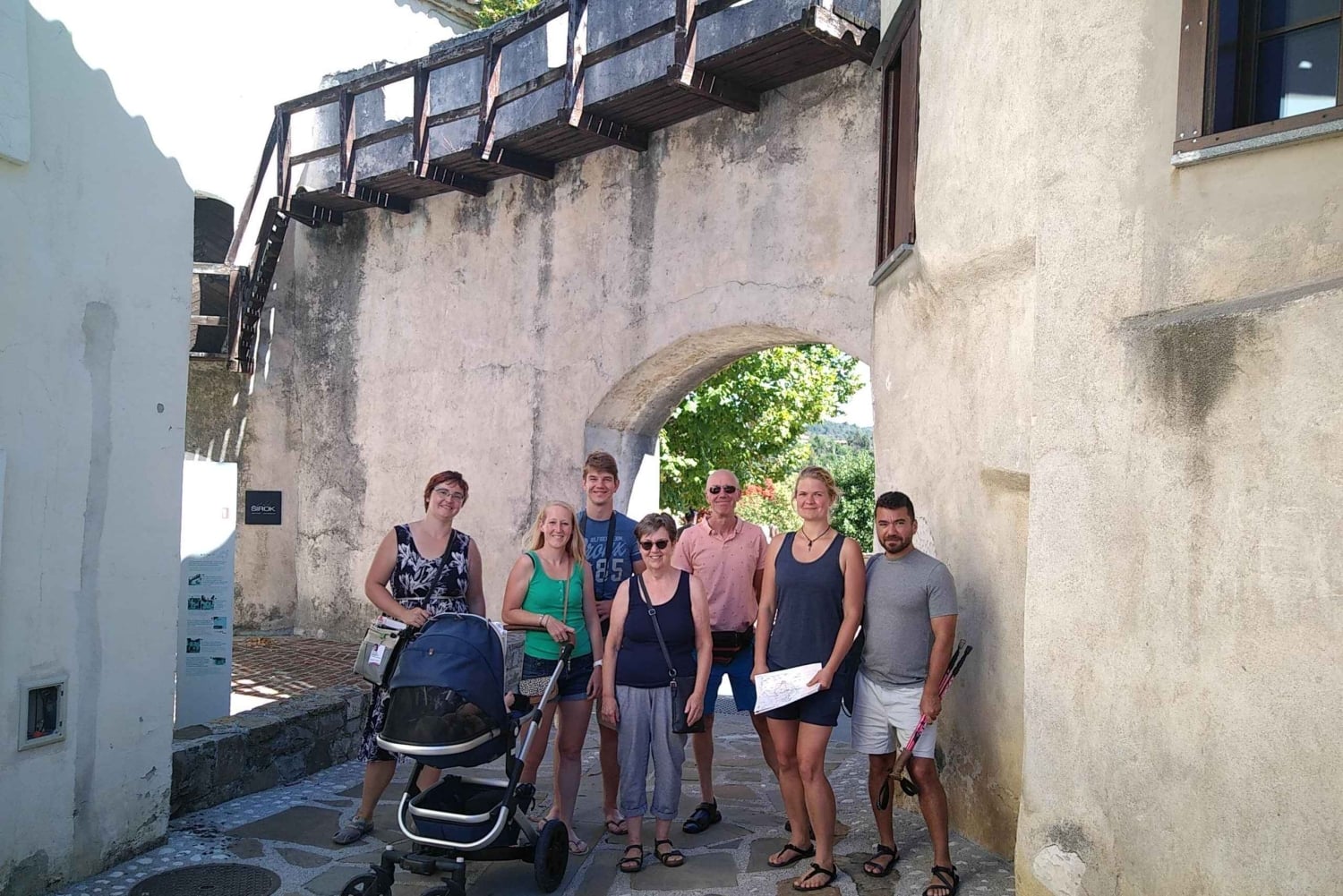 シュマルトノシュマルトノ村ウォーキングツアー