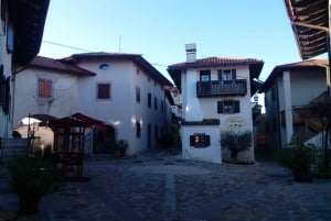 シュマルトノシュマルトノ村ウォーキングツアー