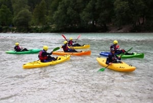 Soča: Kajaksejlads på Soča-floden: Oplevelse med billeder
