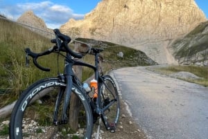 Soča-laakso: opastettu pyöräretki välipaloilla ja tuella