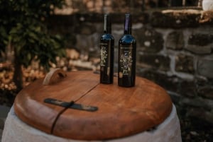 Probiere das Olivenöl, Aromen und Aufstriche aus Oliven