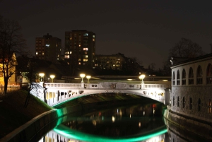 Zagreb: Tagesausflug Postojna-Höhle, Predjama-Burg & Ljubljana