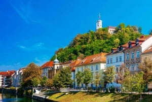 Zagreb: Private Transfer to Ljubljana with Optional Stops