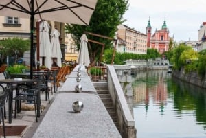 Zagreb: Private Transfer to Ljubljana with Optional Stops