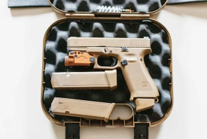 Gdańsk: Extreme Gun Shooting Experience with Transfers