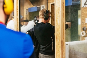 Gdańsk: Extreme Gun Shooting Experience with Transfers