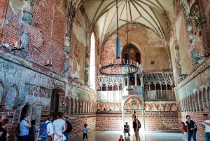 Gdansk: Malbork Castle & Westerplatte Tour with Local Lunch