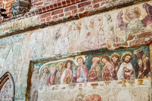 Gdansk: Malbork Castle & Westerplatte Tour with Local Lunch