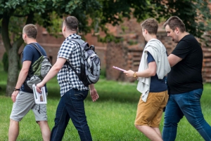 Sopot: Guided 2-hour Spy-Themed Walk & Game