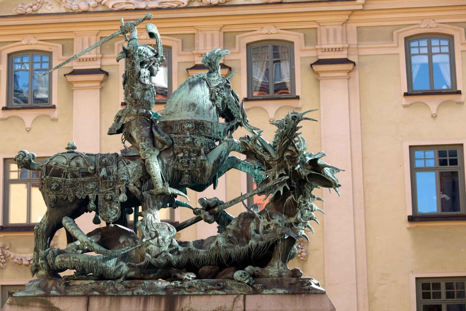 Perhekävelykierros Tukholman vanhassa kaupungissa, Junibackenissa