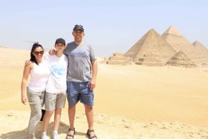 Half Day Tour with Lunch and Pyramids Entry