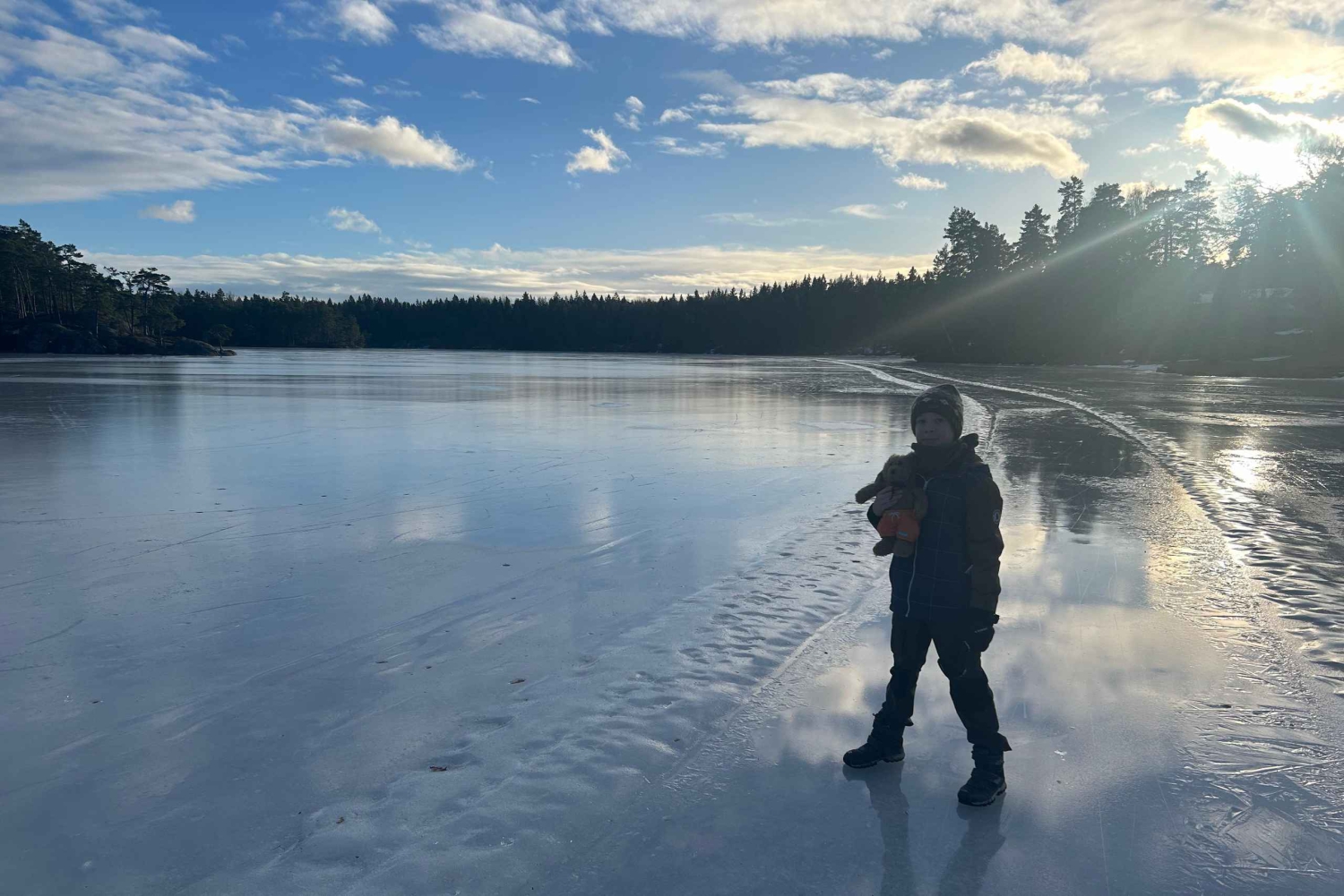 Hike, traditional food, guided wood burning outdoor sauna