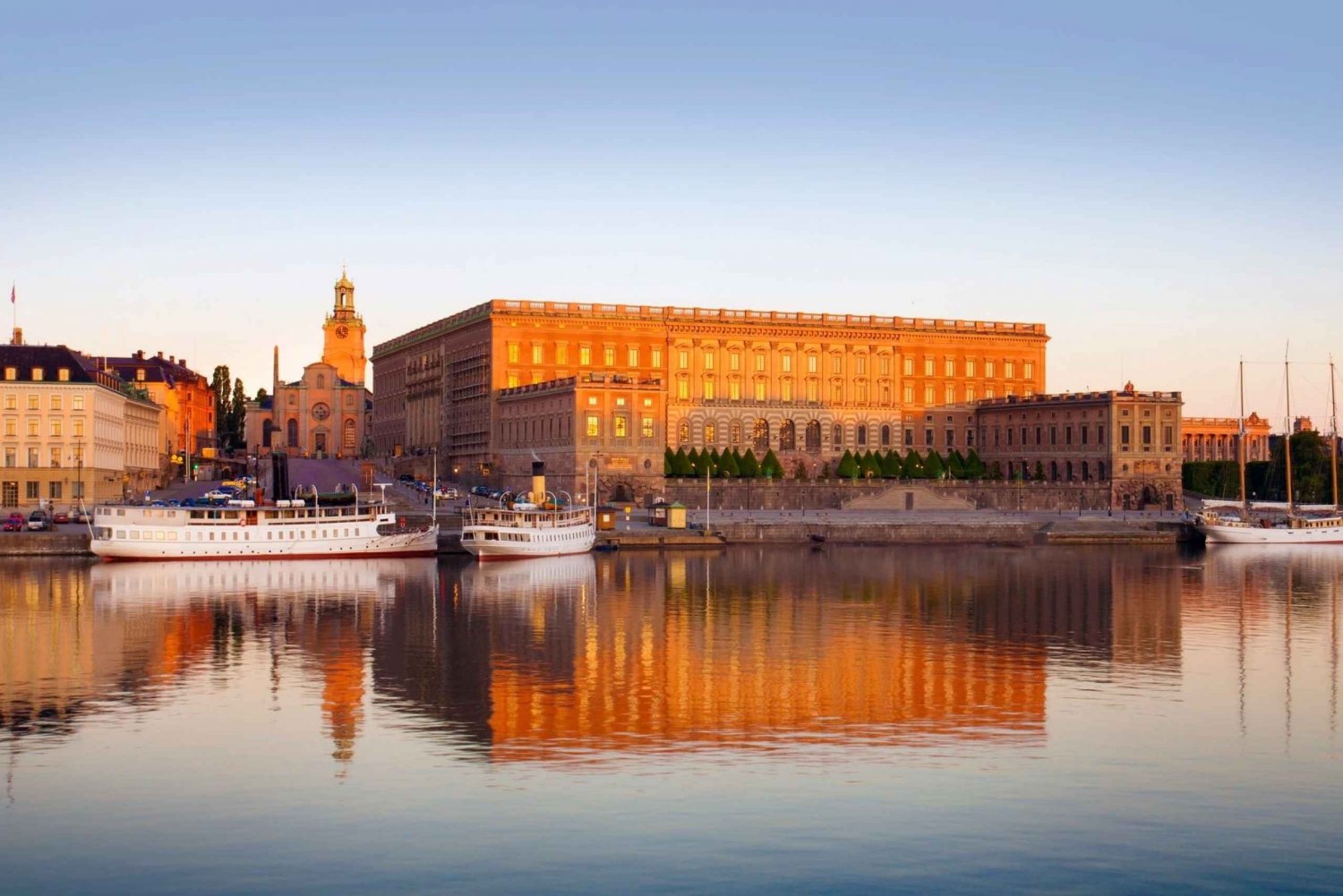 Panoramic Stockholm: Private Tour with a Vehicle