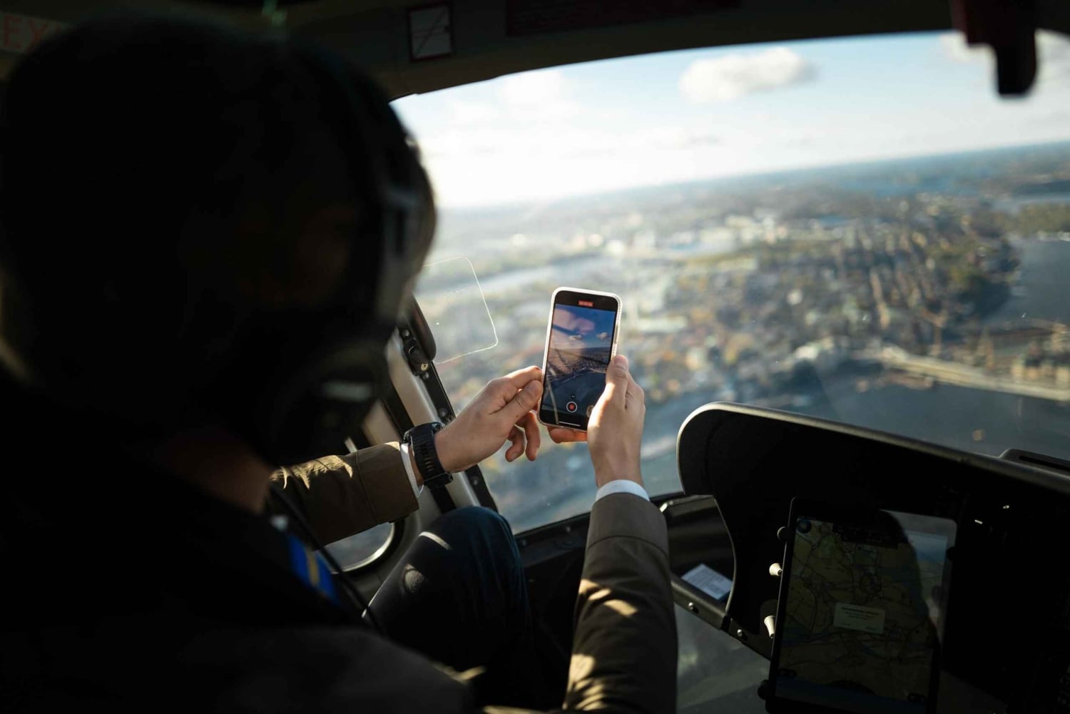 Privat helikoptertur över Stockholms yttre skärgård