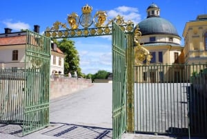 Spring køen over - Drottningholm Slot Stockholm-tur med færge
