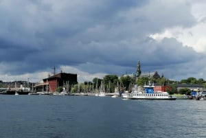 Tukholma: Vanhankaupungin kävely ja veneretki.