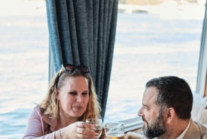 Stockholm: All-You-Can-Eat Shrimp/Tacos Cruise & Cover band