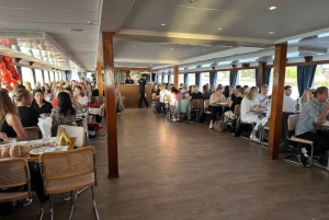 Begeleide cruise door de archipel van Stockholm met Zweedse fika