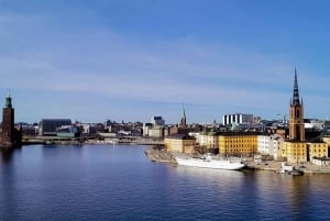 Stockholm: City Centre and Trendy District Self-guided Walk