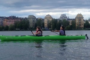 Kayak serale di Stoccolma con barbecue.