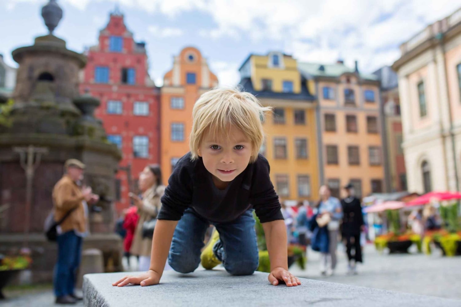 Tour a piedi di Stoccolma Gamla Stan e tour in battello di Djurgården