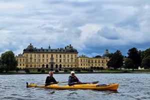 Estocolmo: excursão guiada de caiaque ao Palácio Real de Drottningholm