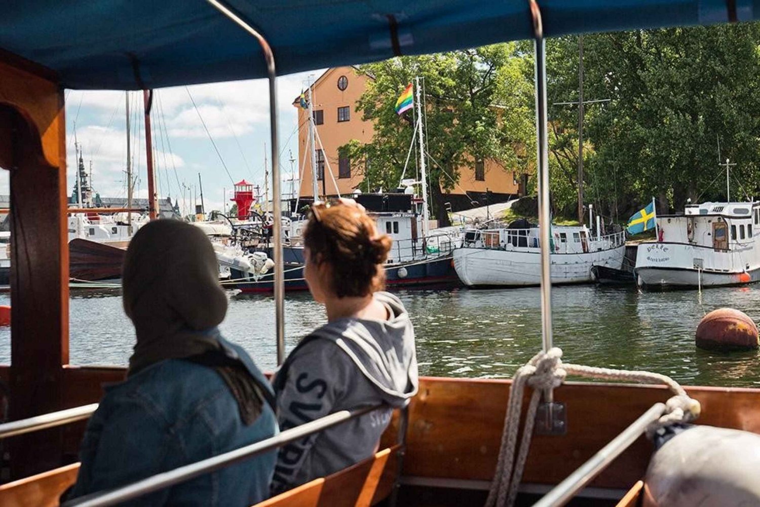 Stockholm: Klassisk kanalbytur med guide