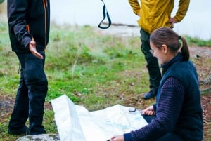 Stockholm : randonnée, déjeuner en forêt et flottaison en eau froide
