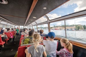 Tukholma: Hop-On Hop-Off bussi- ja laivavaihtoehto