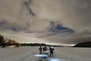 Stockholm: Skøjteløb i måneskin med varm chokolade
